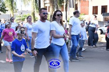Caminhada Franciscana pela Paz reúne comunidade educativa