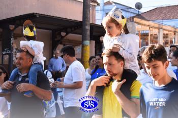 Caminhada Franciscana pela Paz reúne comunidade educativa