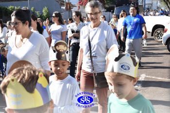Caminhada Franciscana pela Paz reúne comunidade educativa