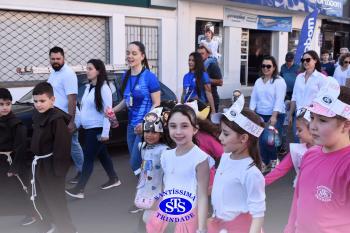 Caminhada Franciscana pela Paz reúne comunidade educativa