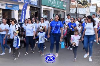 Caminhada Franciscana pela Paz reúne comunidade educativa