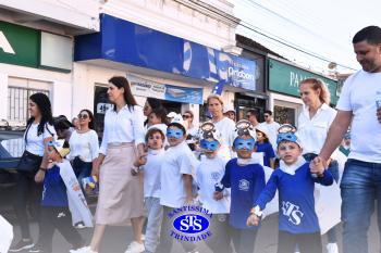 Caminhada Franciscana pela Paz reúne comunidade educativa