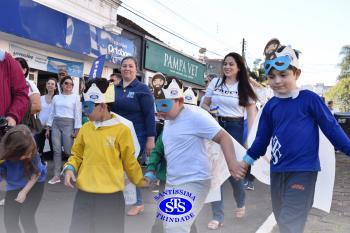 Caminhada Franciscana pela Paz reúne comunidade educativa