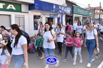 Caminhada Franciscana pela Paz reúne comunidade educativa