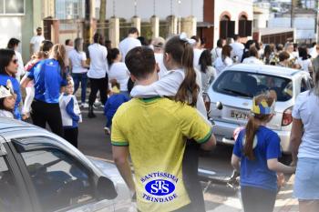 Caminhada Franciscana pela Paz reúne comunidade educativa