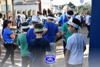 Caminhada Franciscana pela Paz reúne comunidade educativa