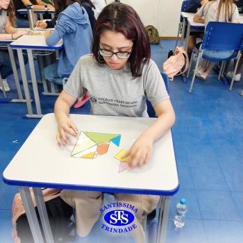 Tangram estimula o desenvolvimento do raciocínio - 3ª série EM