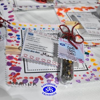 Emoção e muito amor marcam as Homenagens às Mães da Educação Infantil