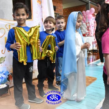 Emoção e muito amor marcam as Homenagens às Mães da Educação Infantil