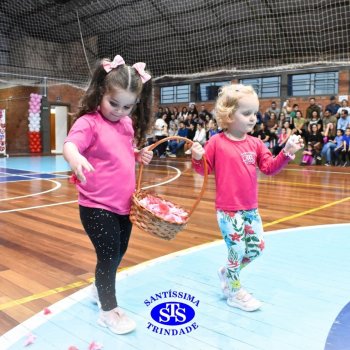 Emoção e muito amor marcam as Homenagens às Mães da Educação Infantil