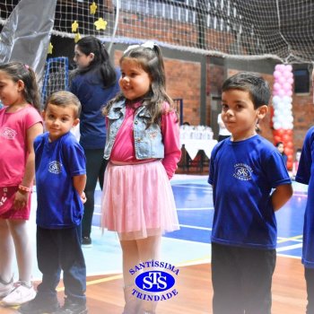 Emoção e muito amor marcam as Homenagens às Mães da Educação Infantil