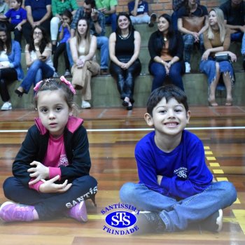 Emoção e muito amor marcam as Homenagens às Mães da Educação Infantil
