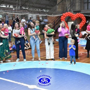 Emoção e muito amor marcam as Homenagens às Mães da Educação Infantil