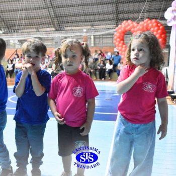 Emoção e muito amor marcam as Homenagens às Mães da Educação Infantil