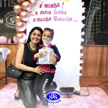 Emoção e muito amor marcam as Homenagens às Mães da Educação Infantil