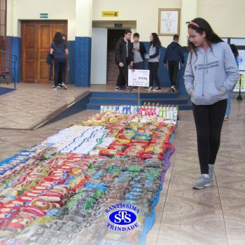 Arrecadamos mais de 800 quilos de alimentos no Gesto Fraterno de Corpus Christi 