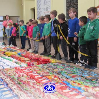 Arrecadamos mais de 800 quilos de alimentos no Gesto Fraterno de Corpus Christi 
