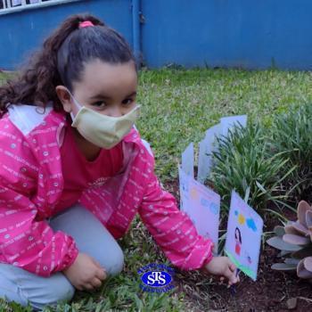 Cultive, cuide, queira bem: bom resultado vem - Infantil 5