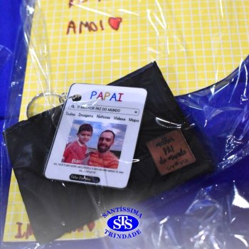 Crianças do 1º e 2º ano homenageiam os pais de forma especial e com muito amor 
