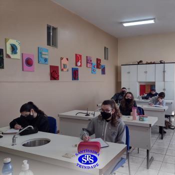 1ª série EM | Aula prática no Laboratório