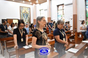Professores se reúnem para celebrar e planejar o ano