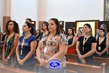 Professores se reúnem para celebrar e planejar o ano