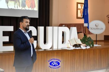 Preparação para o novo ano letivo continua durante as reuniões