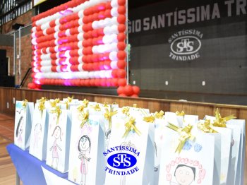 Homenagens às Mães | Educação Infantil