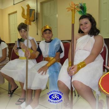 Festa do Olimpo, com alunos do 6º ano 