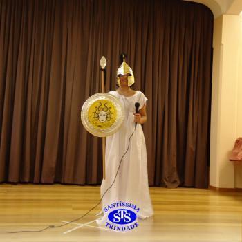Festa do Olimpo, com alunos do 6º ano 