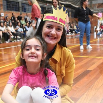 Crianças do 1º e 2º ano expressam todo o seu amor nas homenagens às mães