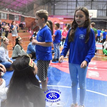 Crianças do 1º e 2º ano expressam todo o seu amor nas homenagens às mães