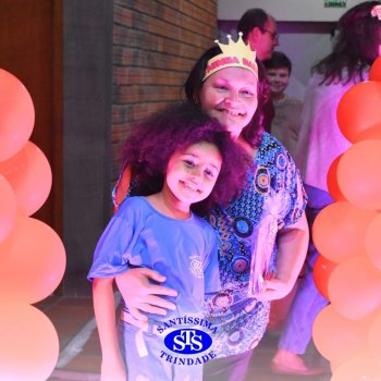 Crianças do 1º e 2º ano expressam todo o seu amor nas homenagens às mães