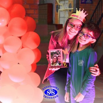 Crianças do 1º e 2º ano expressam todo o seu amor nas homenagens às mães