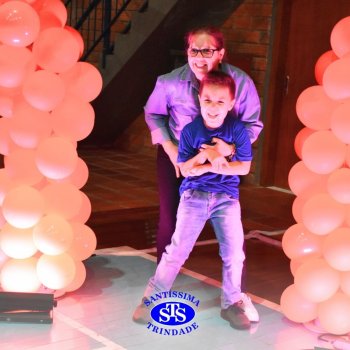 Crianças do 1º e 2º ano expressam todo o seu amor nas homenagens às mães