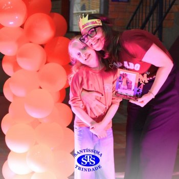 Crianças do 1º e 2º ano expressam todo o seu amor nas homenagens às mães