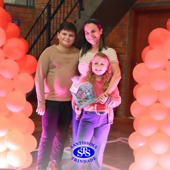Crianças do 1º e 2º ano expressam todo o seu amor nas homenagens às mães