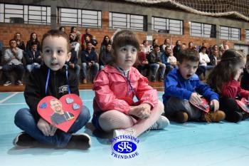 Homenagem aos pais dos alunos do Infantil 4