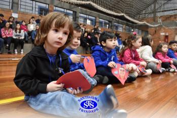 Homenagem aos pais dos alunos do Infantil 4
