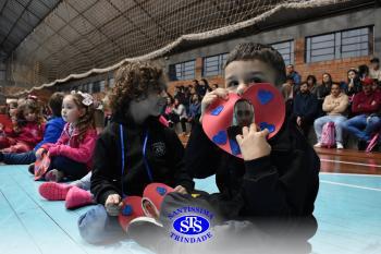 Homenagem aos pais dos alunos do Infantil 4