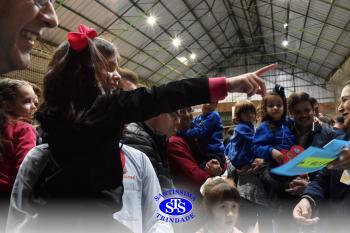 Homenagem aos pais dos alunos do Infantil 4