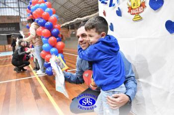 Homenagem aos pais dos alunos do Infantil 4