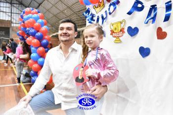 Homenagem aos pais dos alunos do Infantil 4