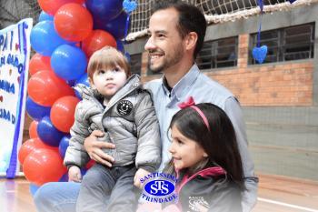 Homenagem aos pais dos alunos do Infantil 4