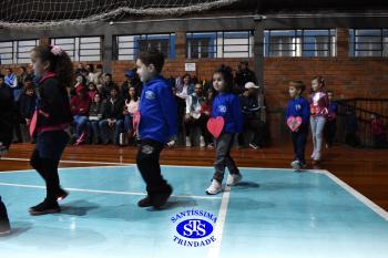 Homenagem aos pais dos alunos do Infantil 4