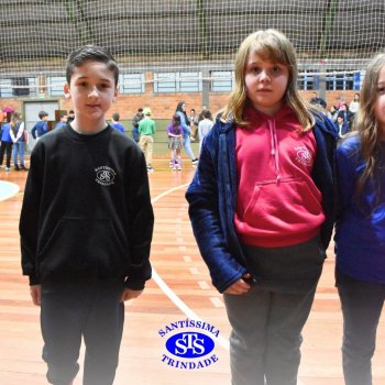 3º e 4º ano vivem momentos especiais ao lado dos pais durante homenagens no Colégio
