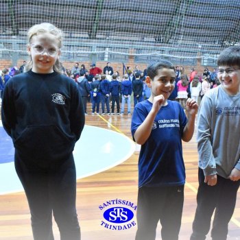 3º e 4º ano vivem momentos especiais ao lado dos pais durante homenagens no Colégio