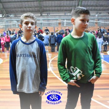 3º e 4º ano vivem momentos especiais ao lado dos pais durante homenagens no Colégio