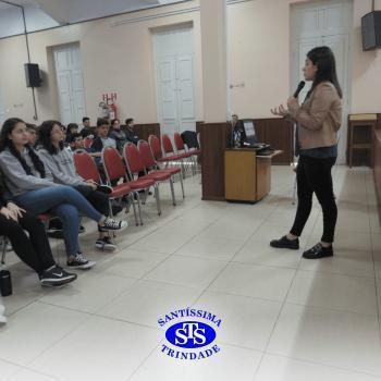 Camila Telles conversou sobre o valor do agronegócio aos alunos