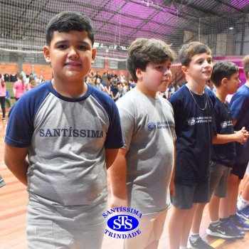 Conexão entre mães e filhos fica evidente nas homenagens do 3º e 4º anos